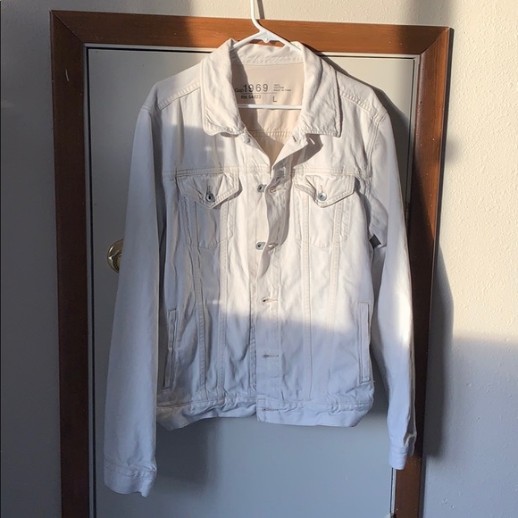 GAP Other - large GAP white denim jacket